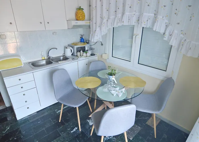 公寓 Helios 卡斯托里亚