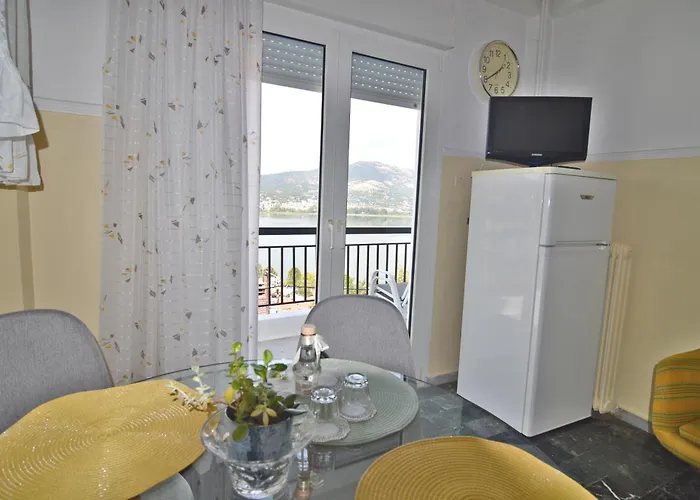 公寓 Helios 卡斯托里亚